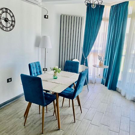 Teodora Summer Suite By Alezzi Năvodari Exteriör bild